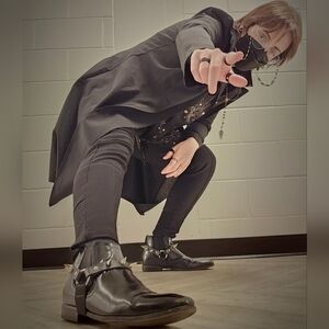 Meet the Posher - It's Me, Ee!